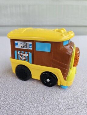 Vtech Go Go Smart Wheels Motorized Moving Freight Train Toy Brown Yellow WORKS